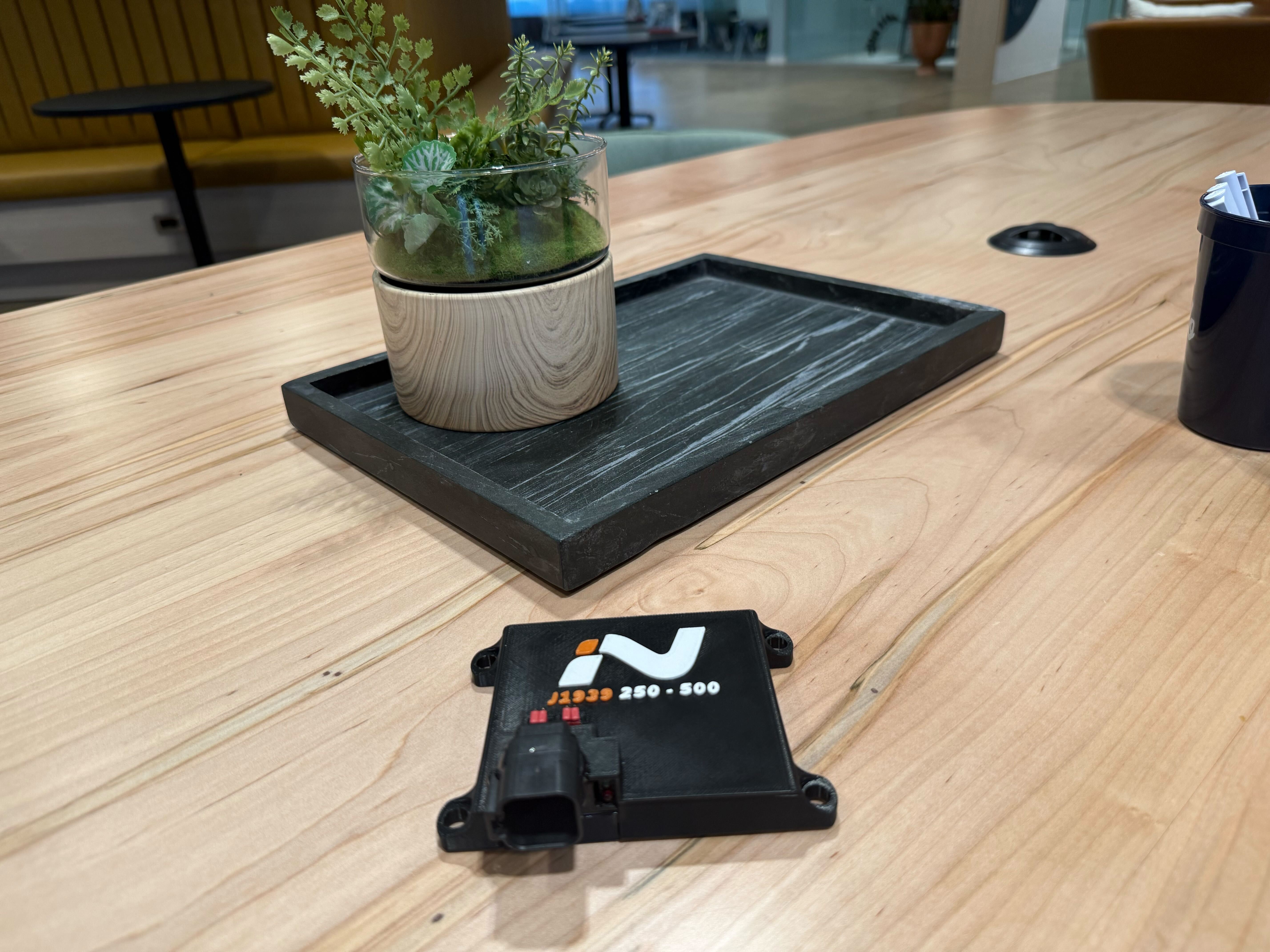 J1939 250 kbps to 500 kbps Bidirectional Converter